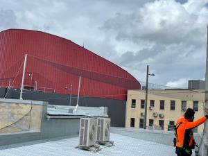 Elevated Bird netting to prevent seagulls nesting on a roof in Dandenong 9